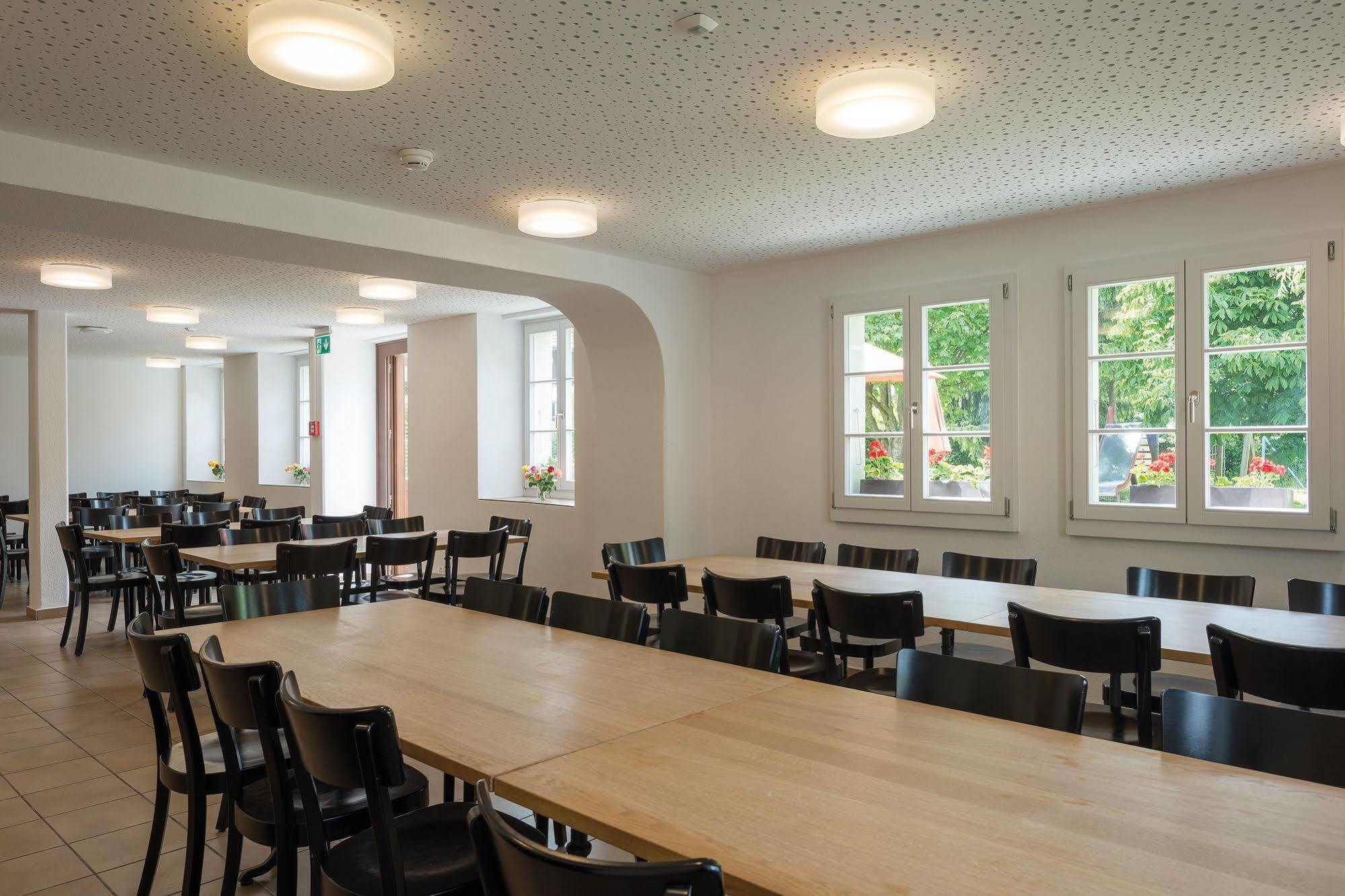 Avenches Youth Hostel Экстерьер фото